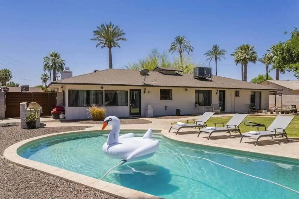Sunshine On Sells, Pool & Bbq Grill Villa Scottsdale Holiday home